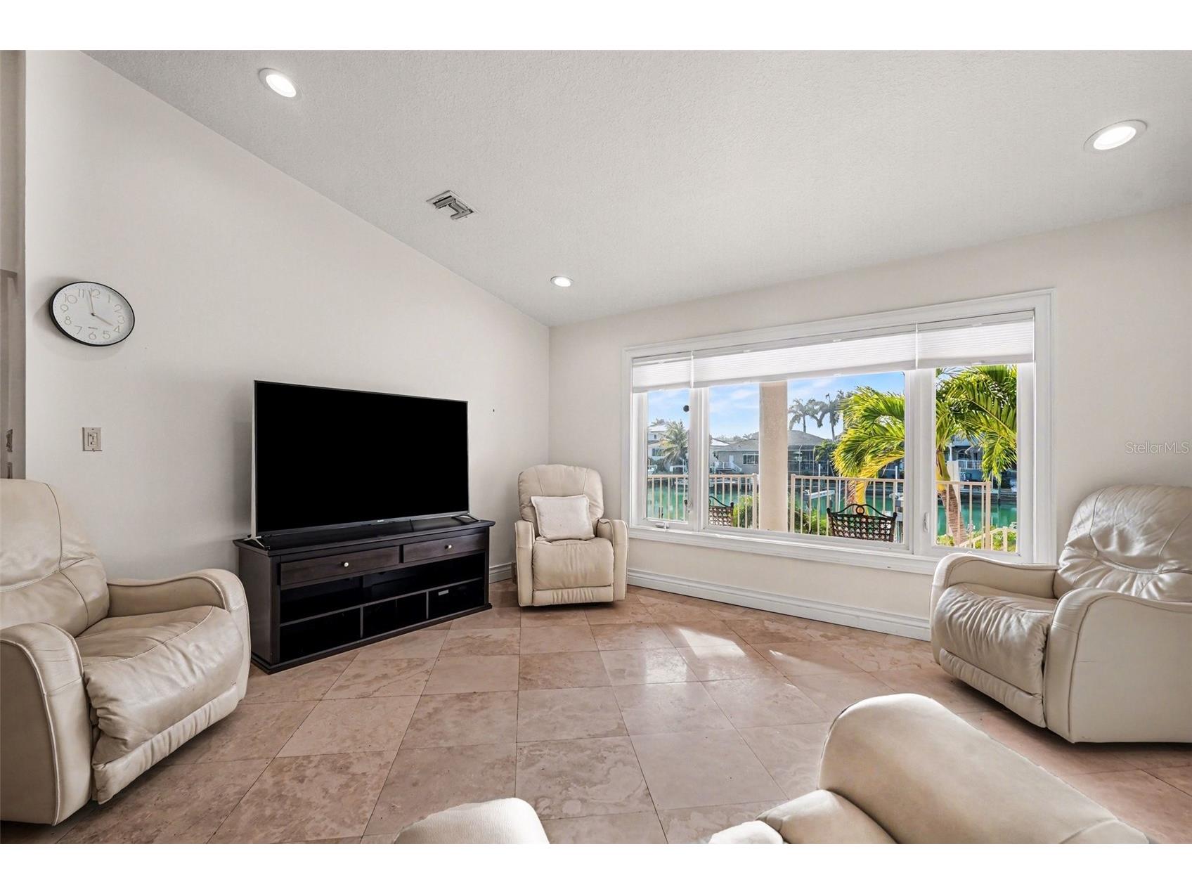 840 3rd Avenue S Tierra Verde FL 33715 TB8476203 image9
