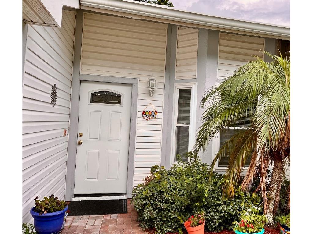 840 Franklin Cir Palm Harbor FL 34683 TB8380814 image1