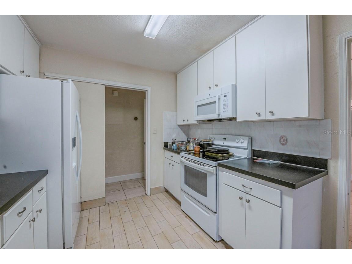 840 Huntington Place Orlando FL 32803 O6344509 image17