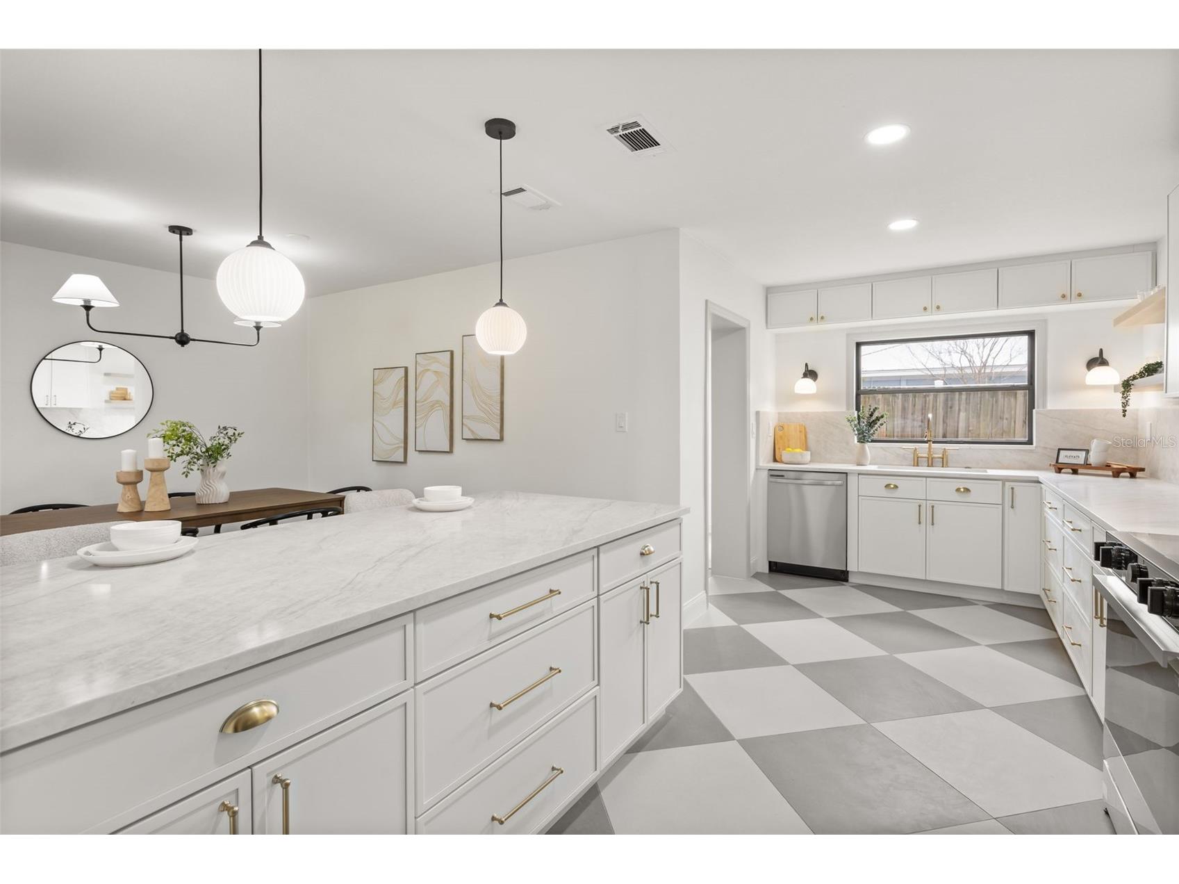 840 Huntington Place Orlando FL 32803 O6420058 image3