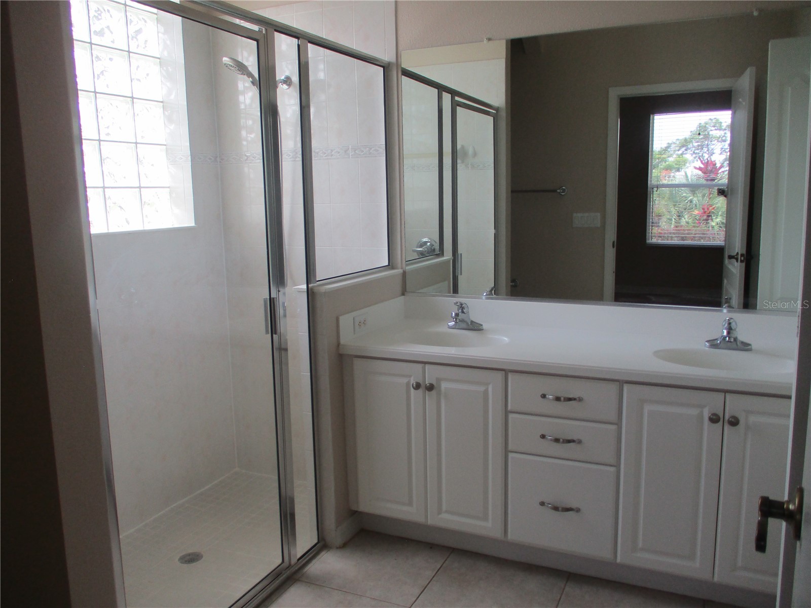 840 King Leon Way Sun City Center FL 33573 TB8519148 image12