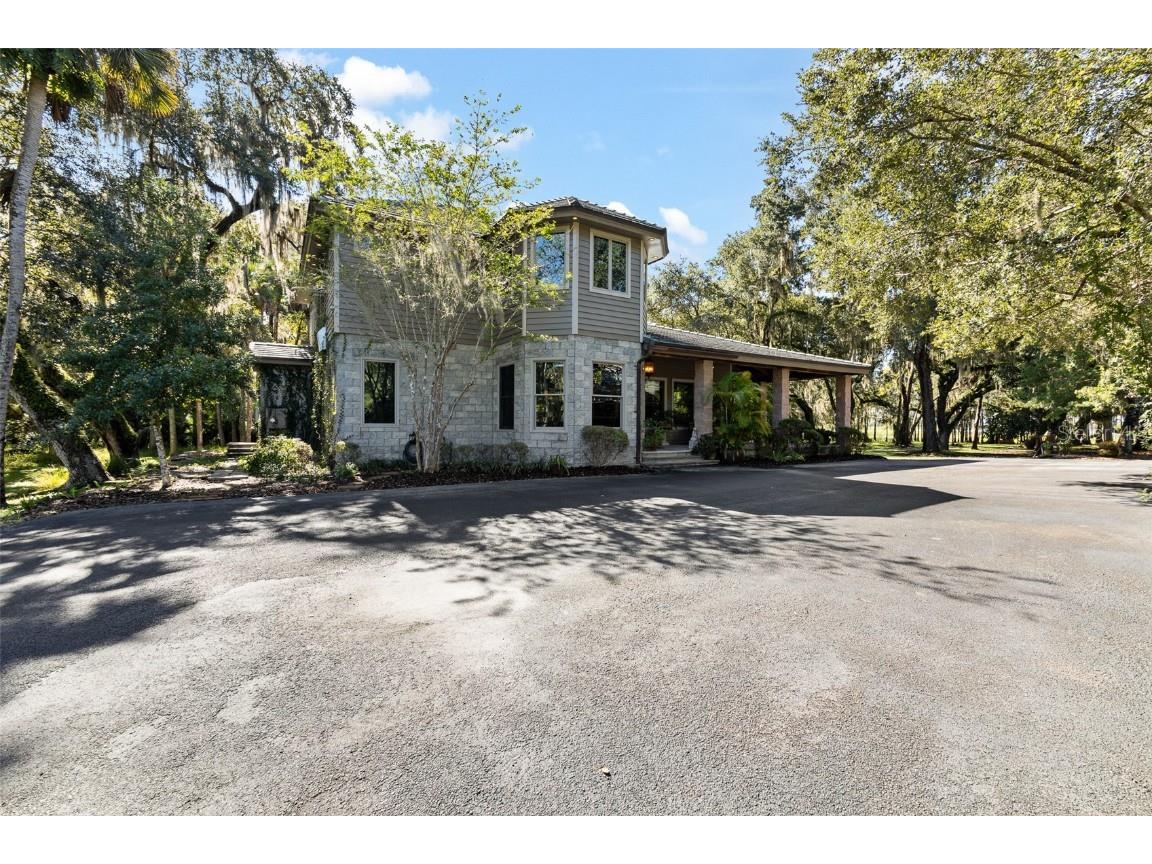 840 Lemon Bluff Road Osteen FL 32764 - ST. JOHNS RIVER O6060608 image1