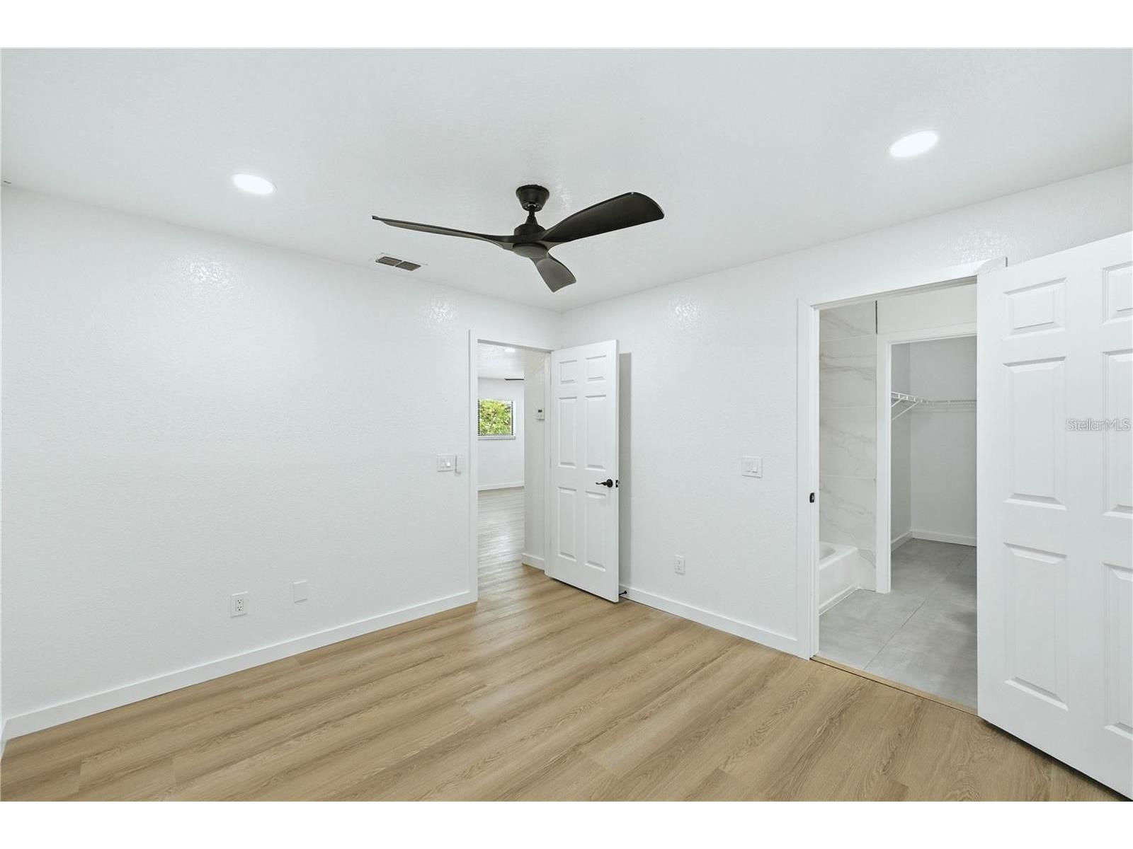 840 NE 3rd Street #100 Ocala FL 34470 OM726521 image12