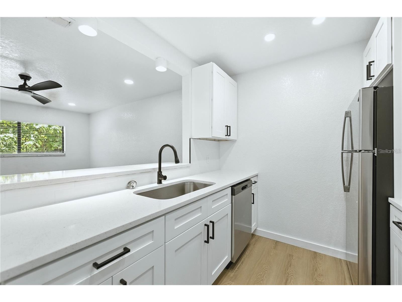 840 NE 3rd Street #100 Ocala FL 34470 OM726521 image6