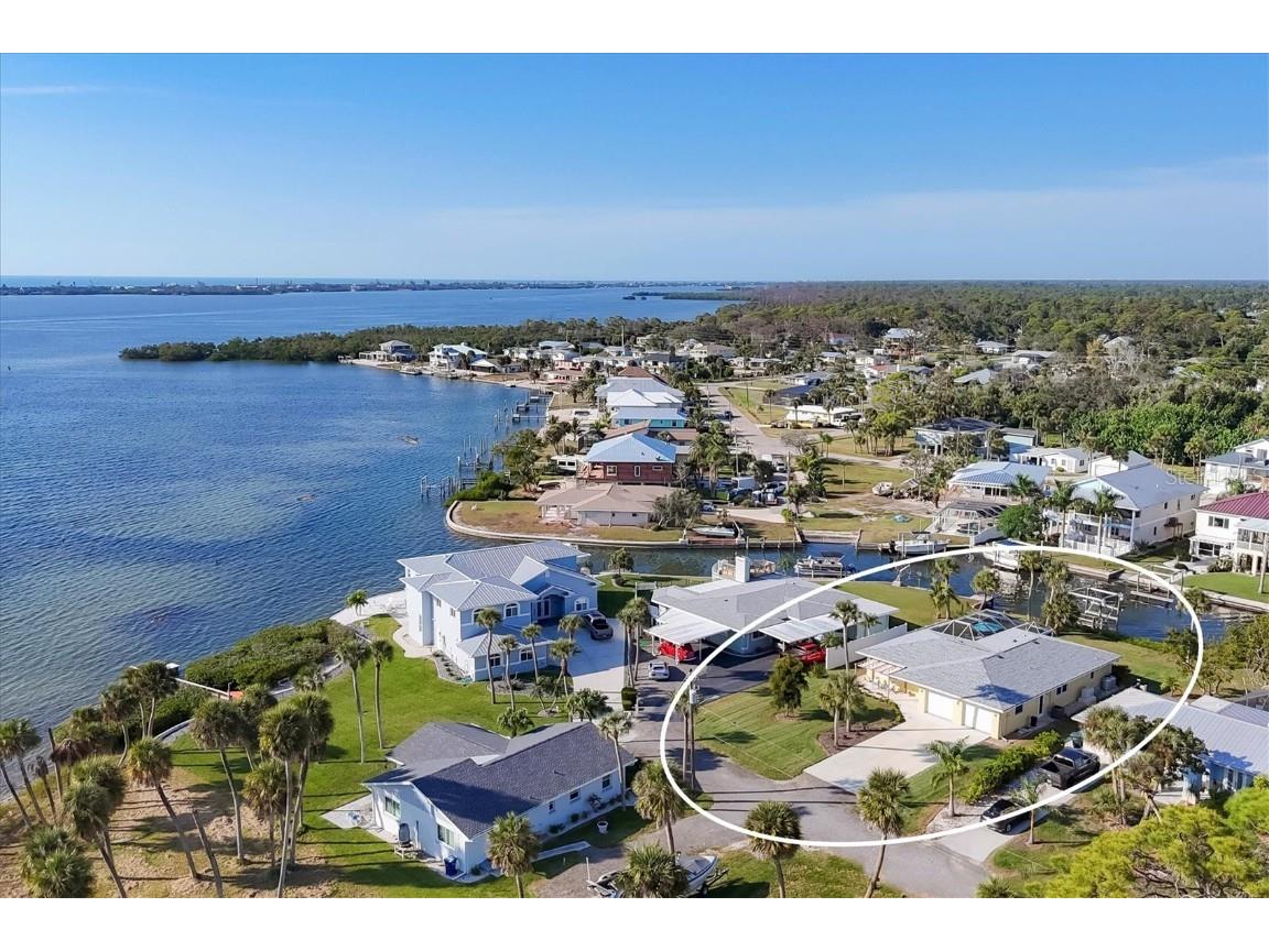 840 Park Road Englewood FL 34223 - LEMON BAY D6145043 image1