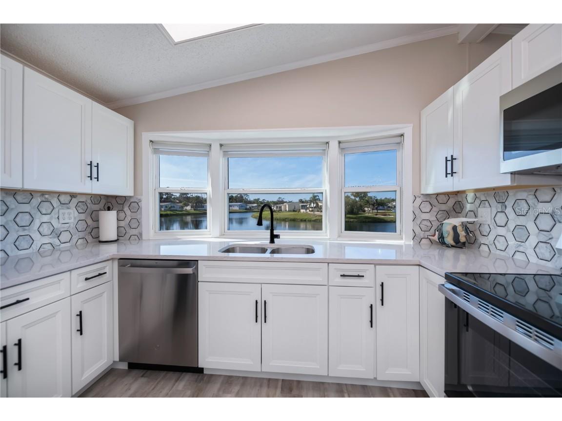 840 Seabrooke Drive Englewood FL 34223 D6145301 image13