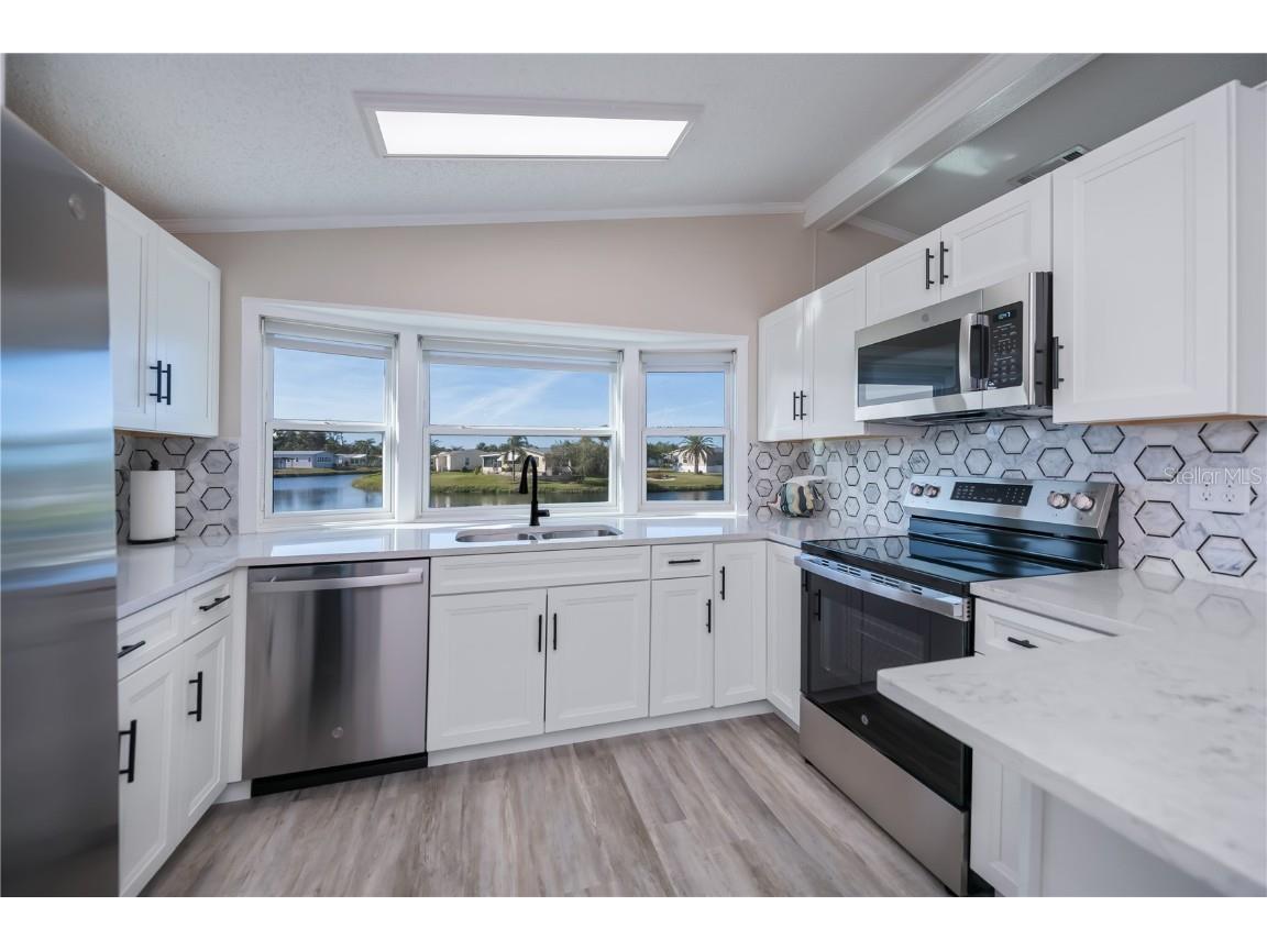 840 Seabrooke Drive Englewood FL 34223 D6145301 image8