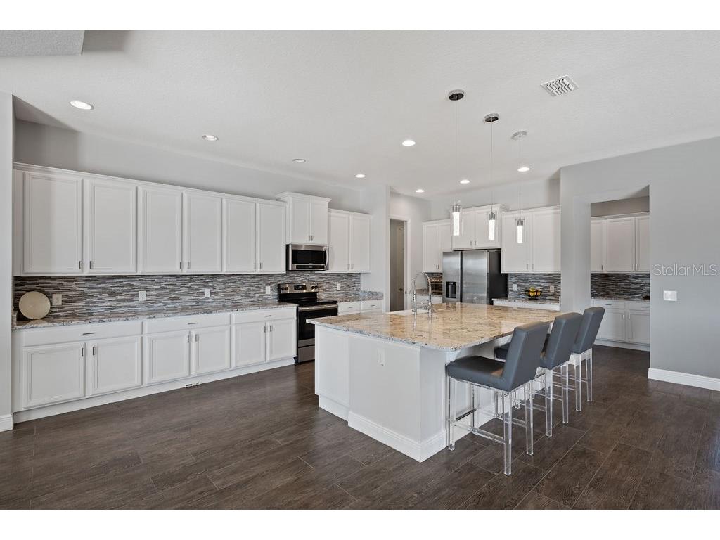 840 Spinnaker Way Kissimmee FL 34746 - LAKE TOHO O6381828 image12