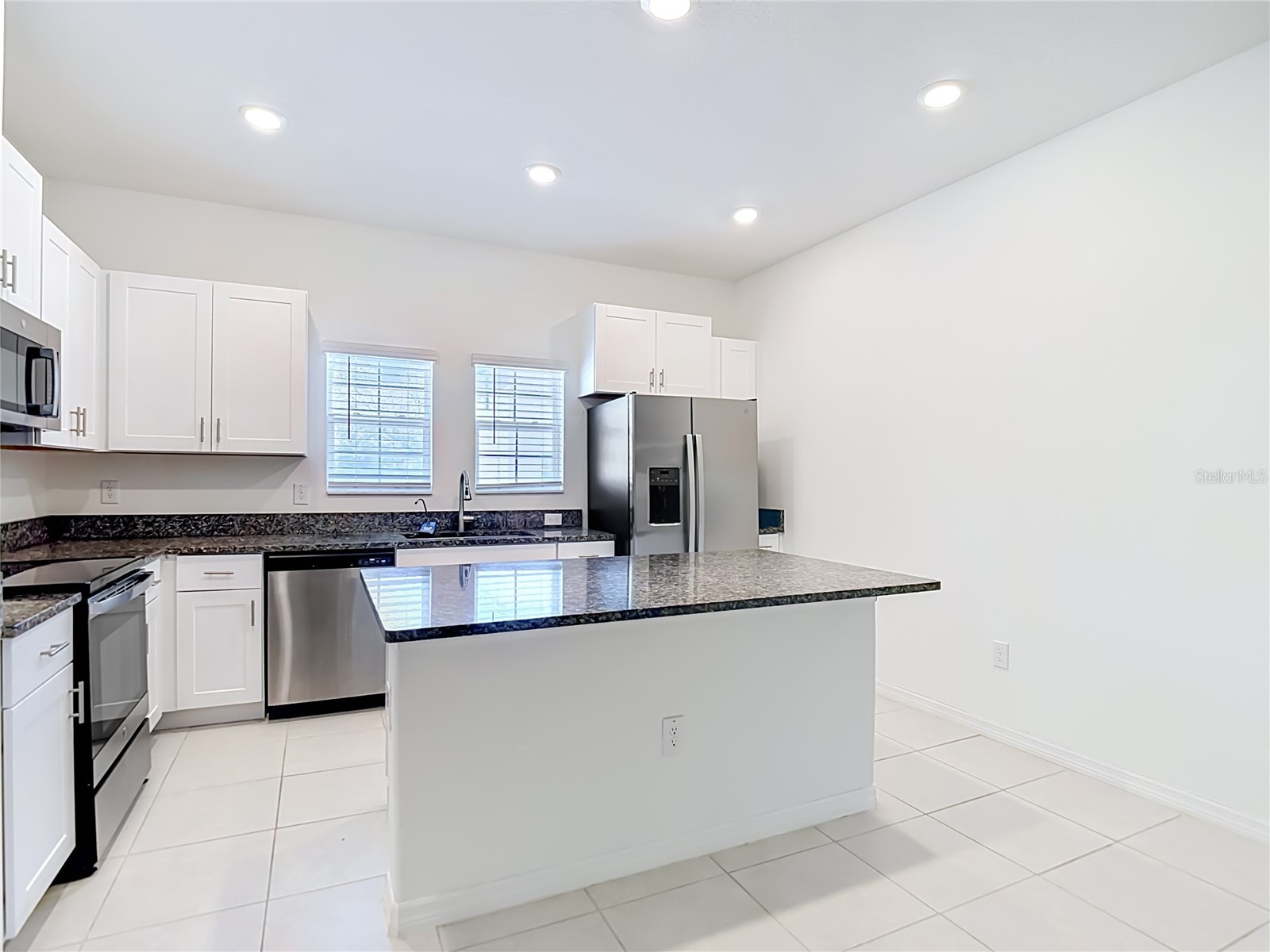 840 Tennyson Mill Circle Tampa FL 33619 - TAMPA BYPASS CANAL/ MCKAY BAY TB8482143 image4