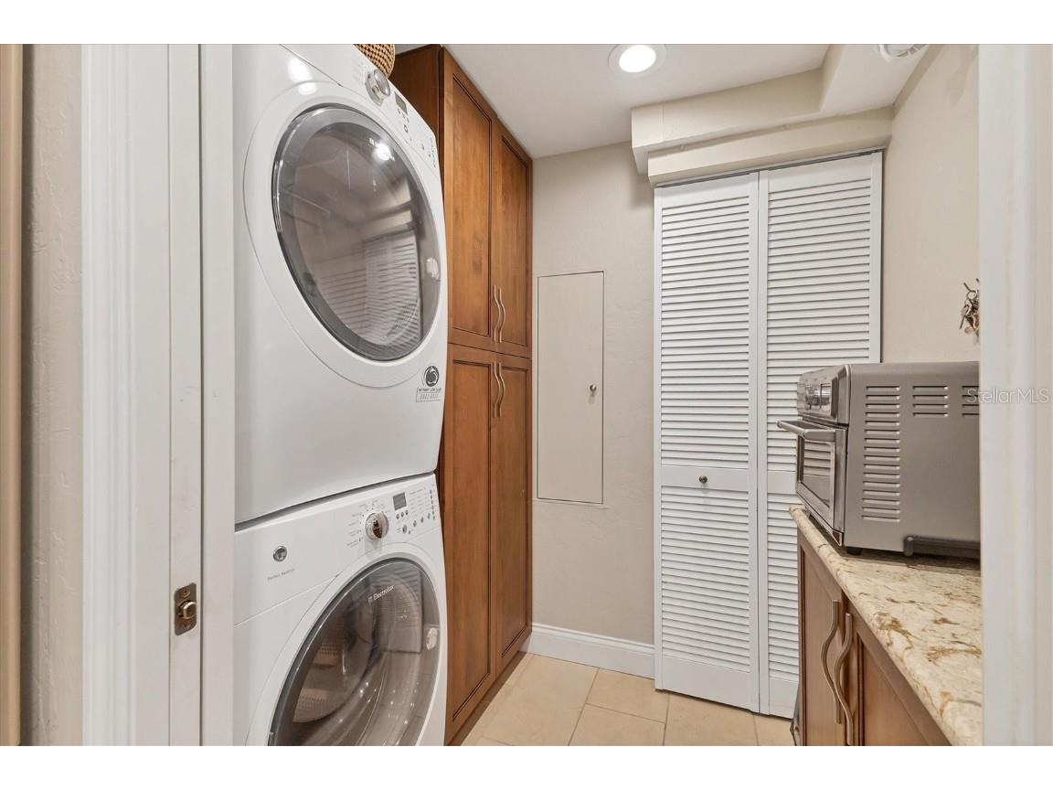 840 The Esplanade N #805 Venice FL 34285 A4658059 image6