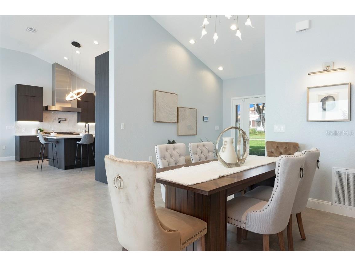 8400 35th Avenue N Saint Petersburg FL 33710 - BOCA CIEGA BAY TB8409145 image11