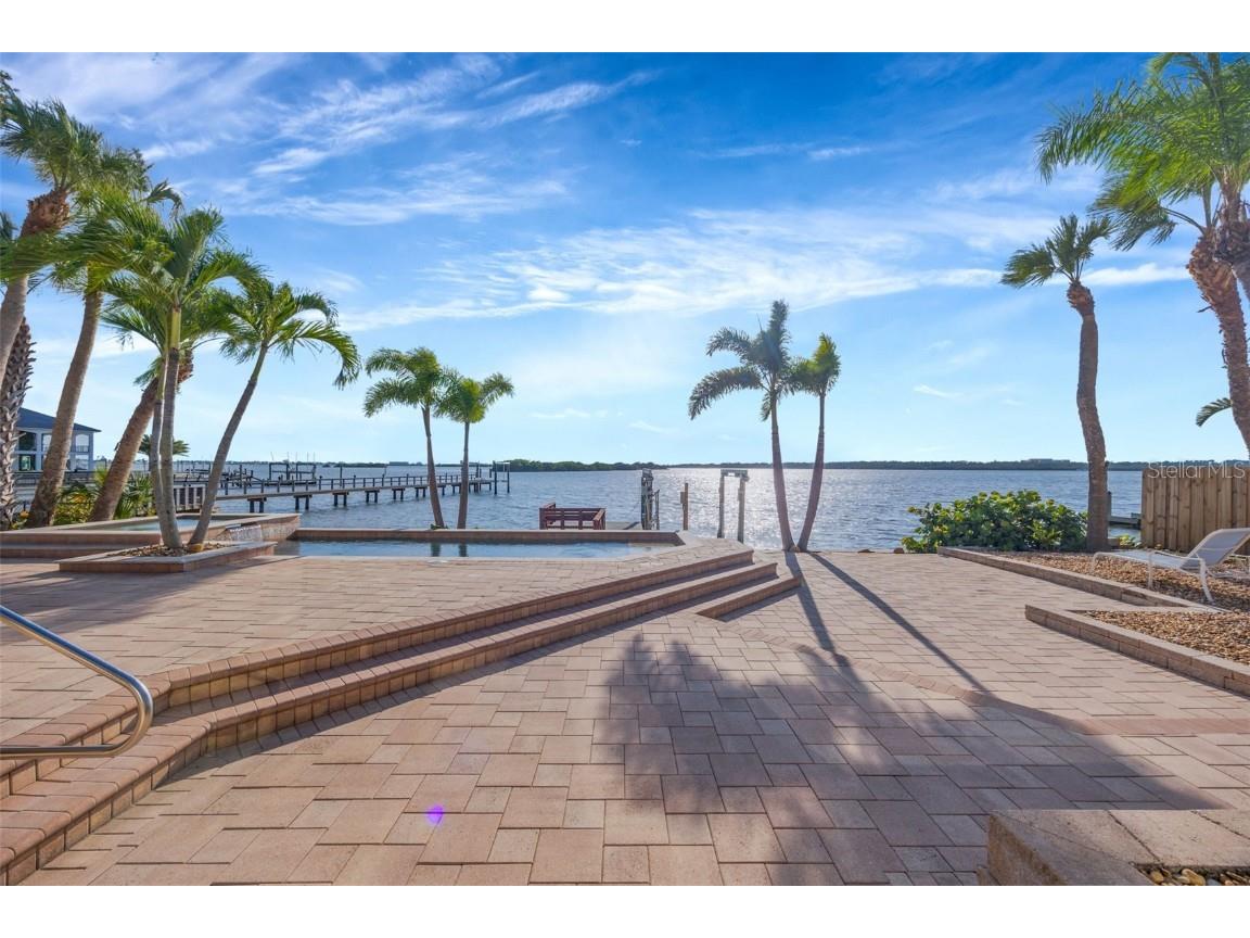 8400 35th Avenue N Saint Petersburg FL 33710 - BOCA CIEGA BAY TB8409145 image50