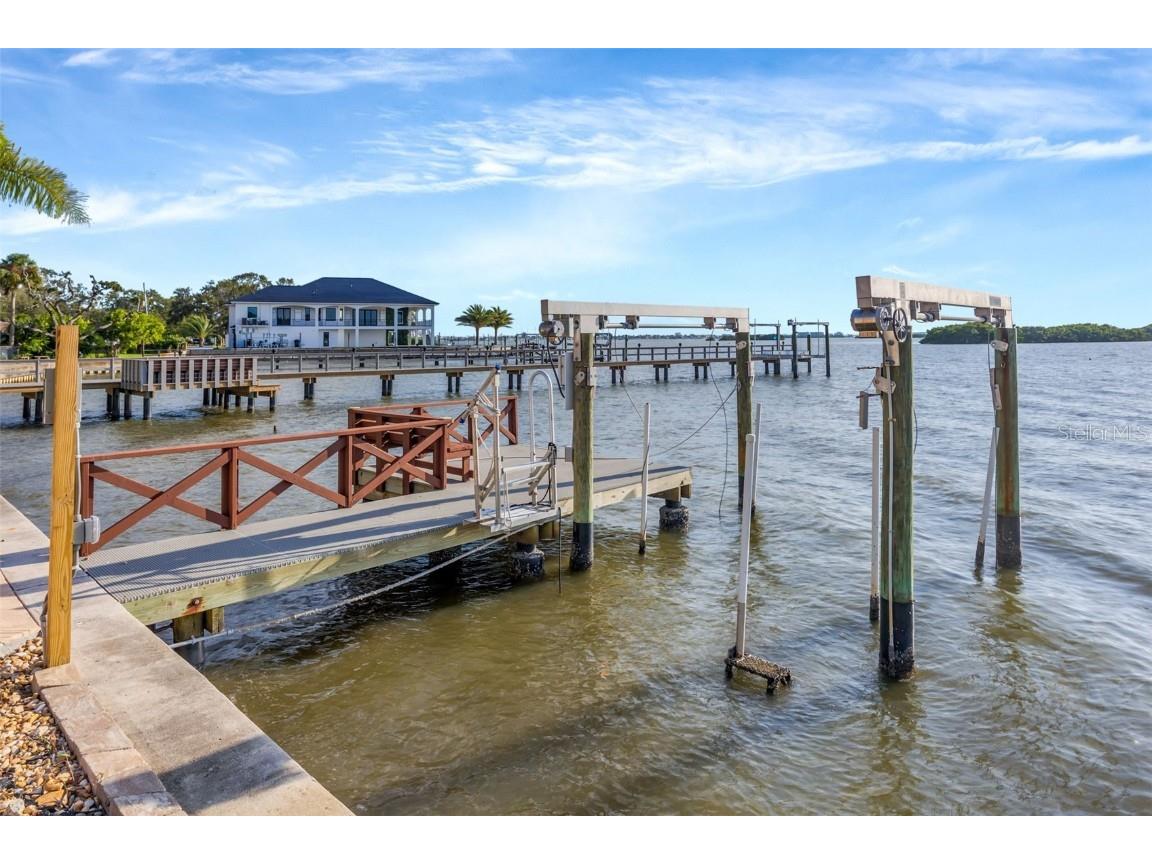 8400 35th Avenue N Saint Petersburg FL 33710 - BOCA CIEGA BAY TB8409145 image57