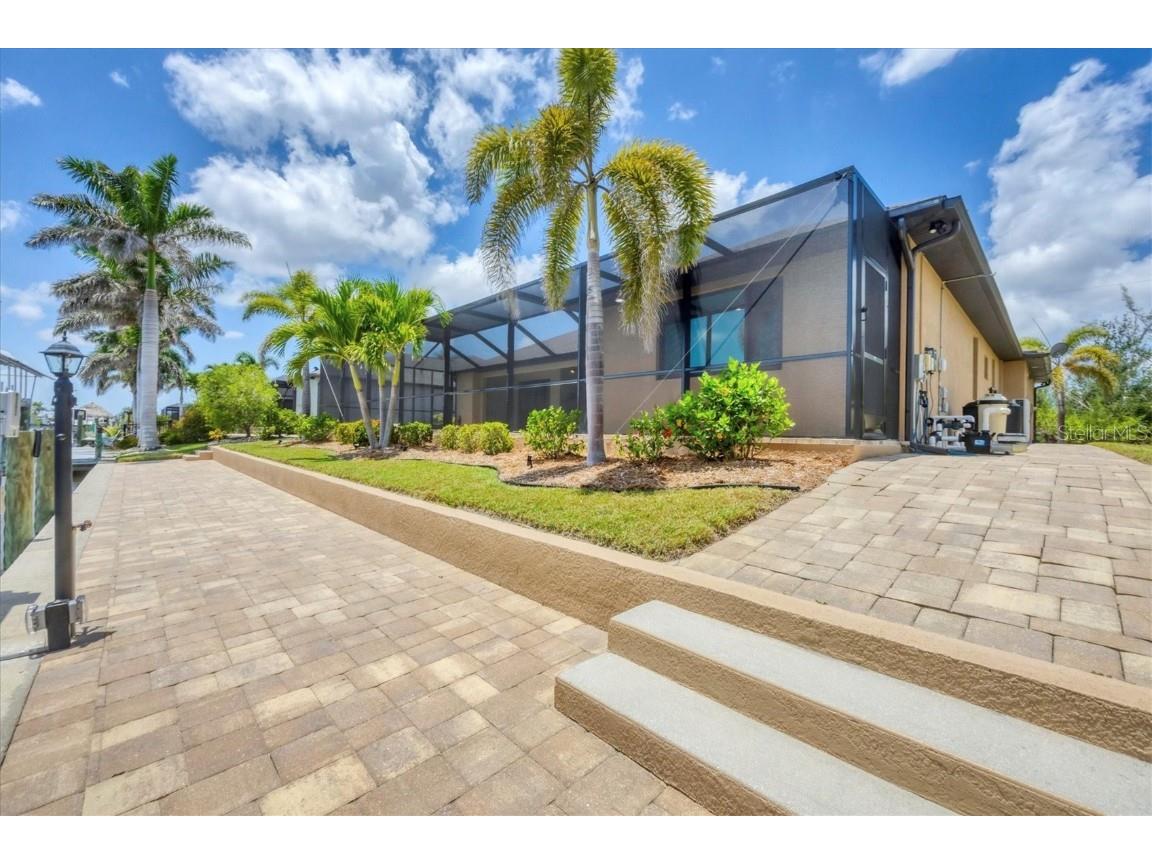 8400 Antwerp Circle Port Charlotte FL 33981 D6142173 image46