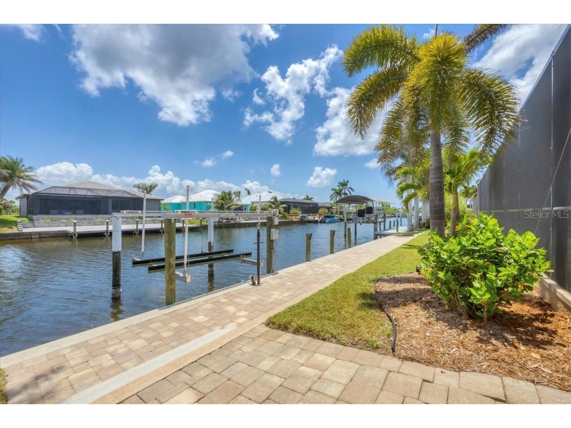 8400 Antwerp Circle Port Charlotte FL 33981 D6142173 image47