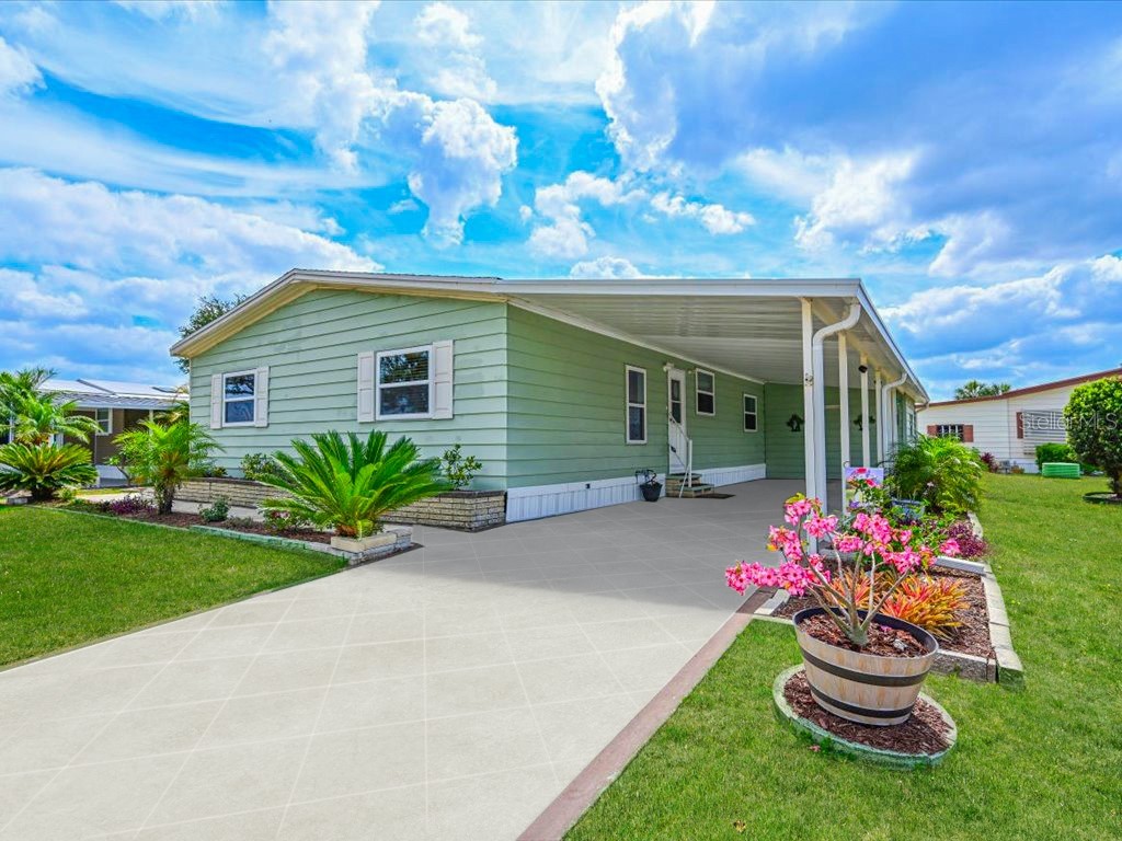 8400 Princess Court Palmetto FL 34221 A4651180 image1
