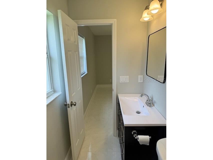 8401 Blackstone Court Tampa FL 33615 - TAMPA BAY TB8443976 image37