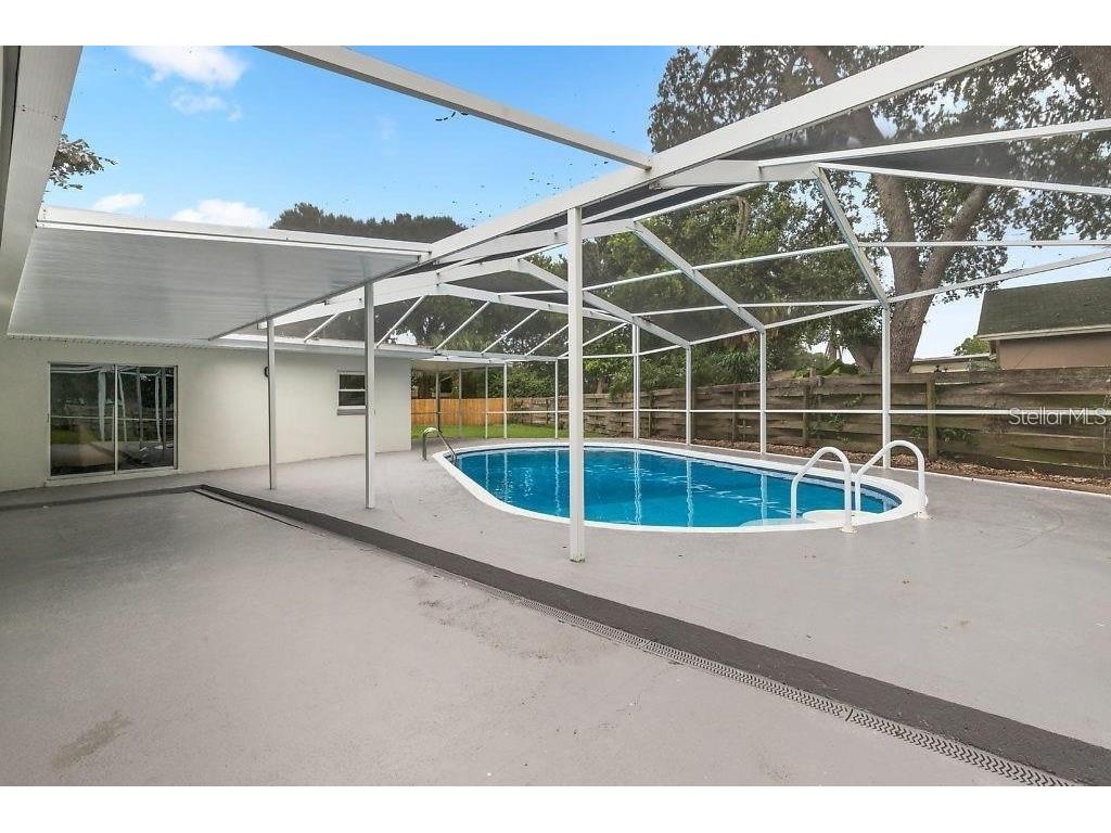 8401 Blackstone Court Tampa FL 33615 - TAMPA BAY TB8443976 image51