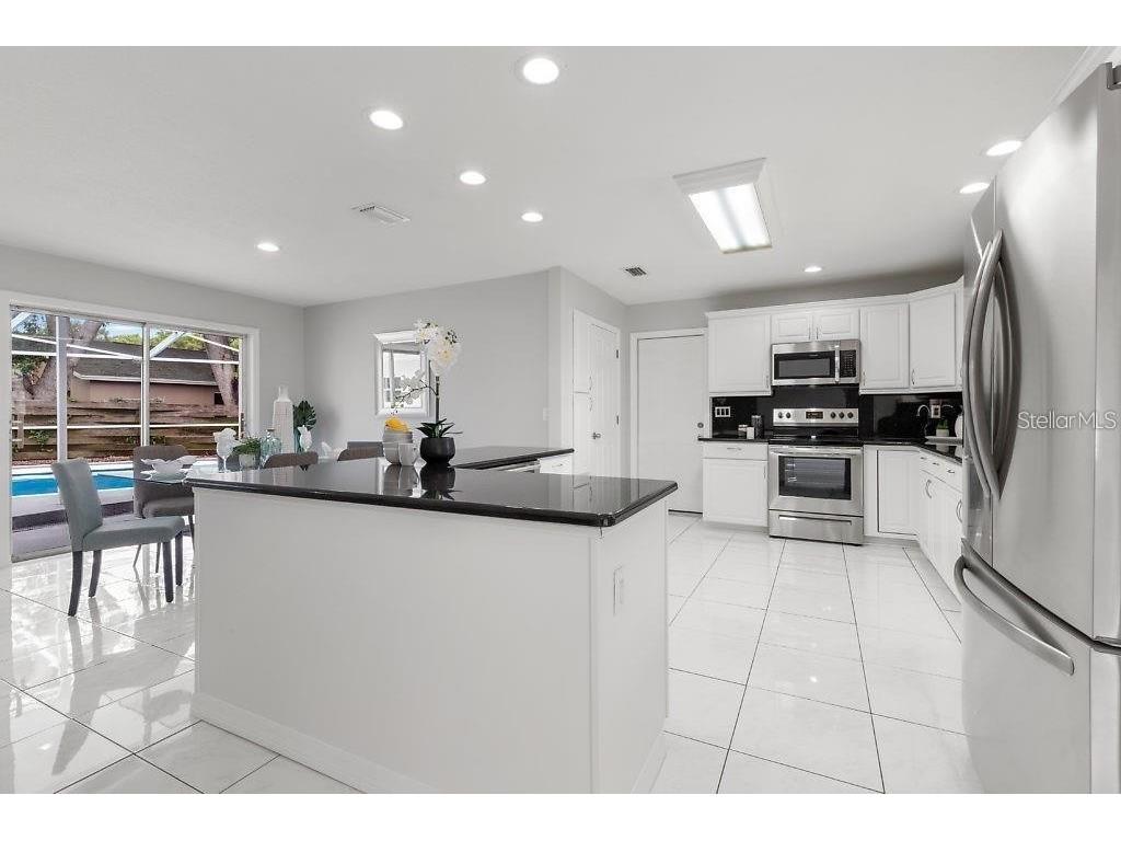 8401 Blackstone Court Tampa FL 33615 - TAMPA BAY TB8443976 image55