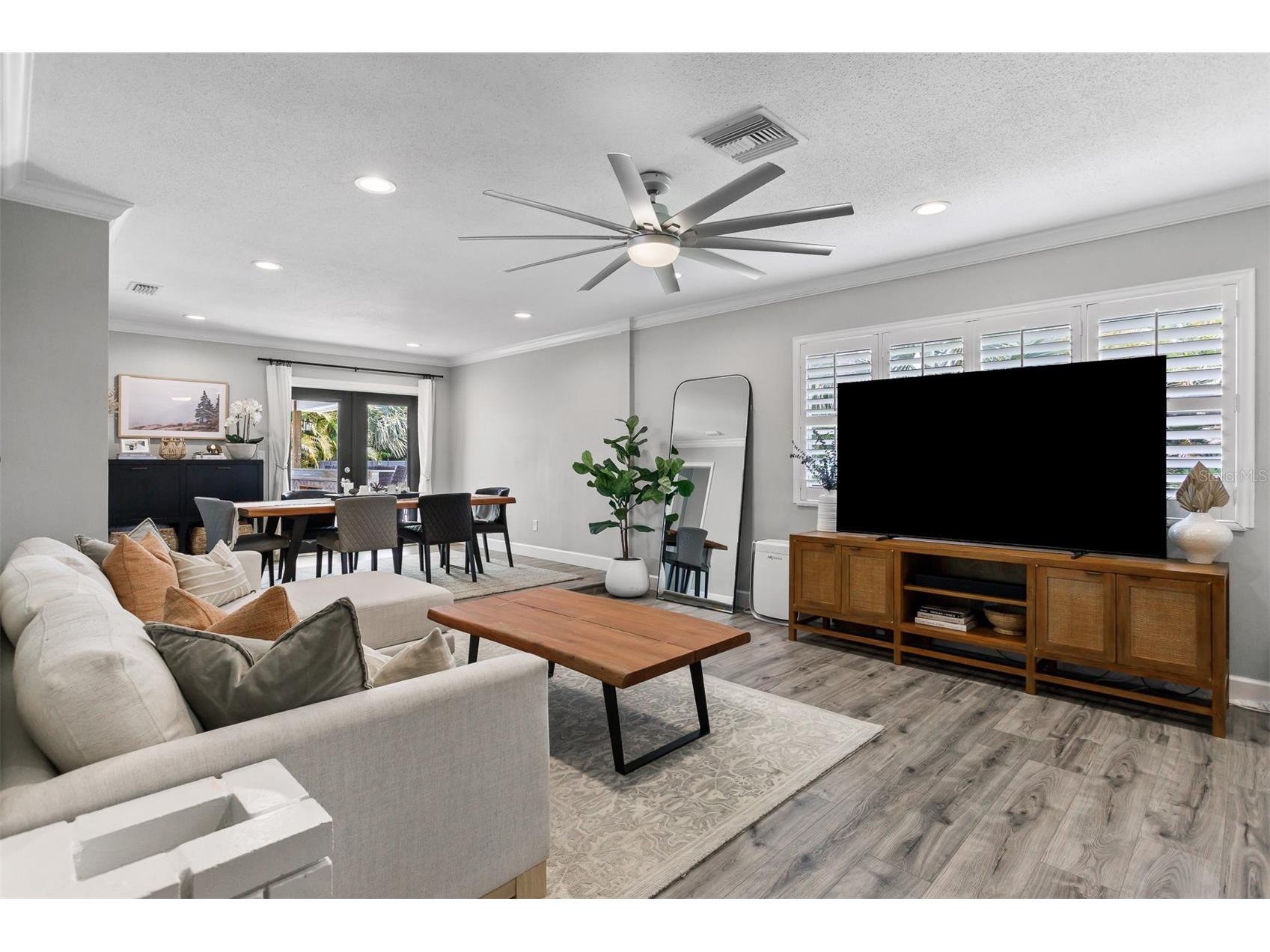 8401 Granite Place Tampa FL 33615 TB8500573 image10