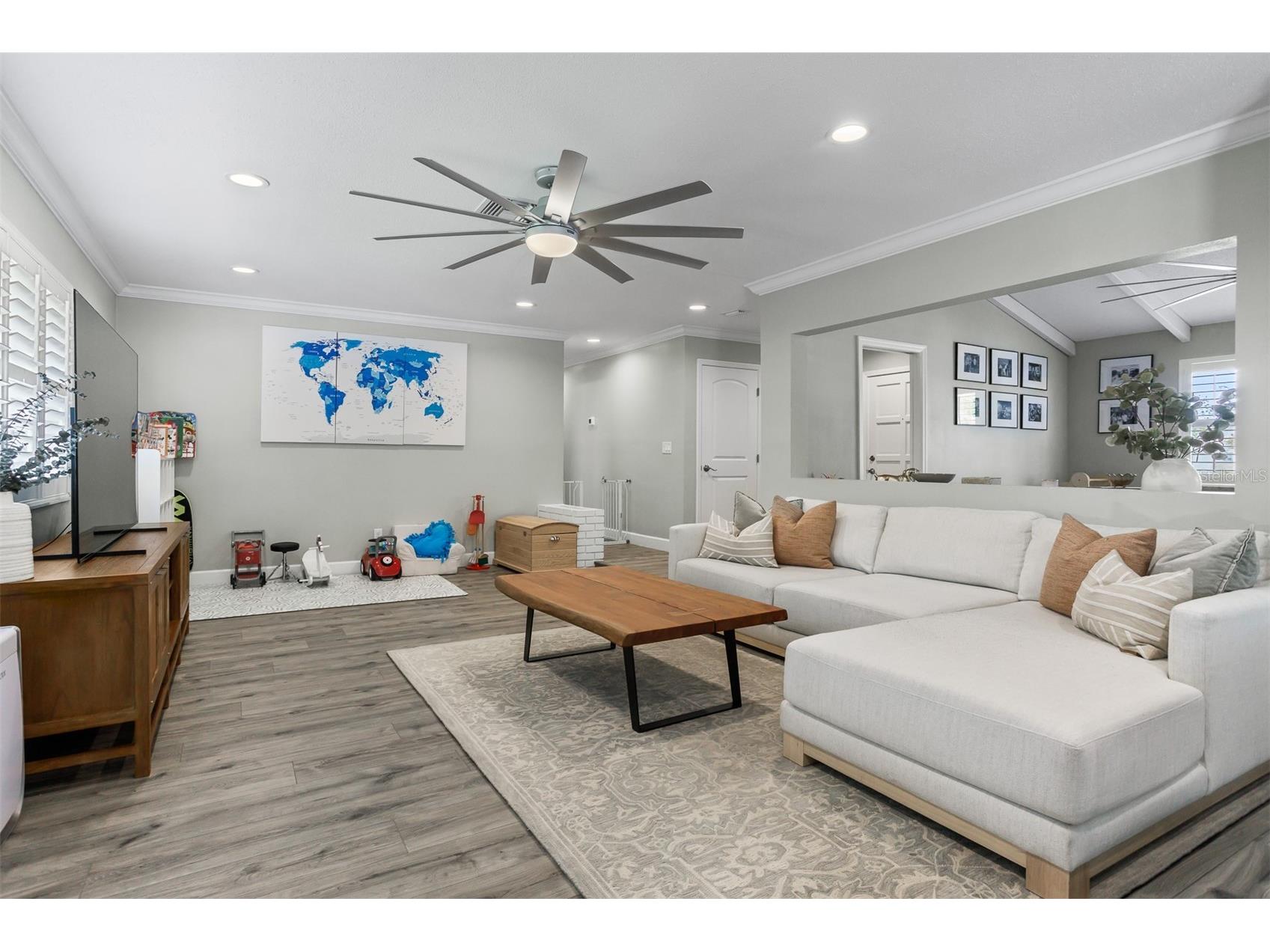 8401 Granite Place Tampa FL 33615 TB8500573 image11
