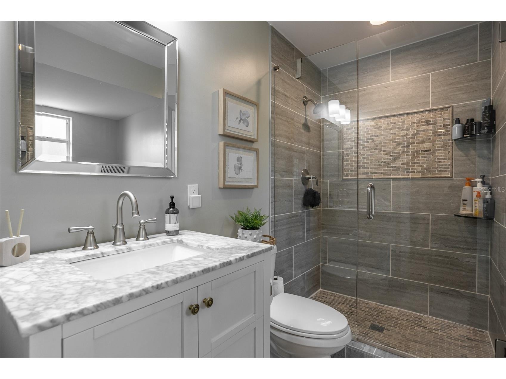8401 Granite Place Tampa FL 33615 TB8500573 image23