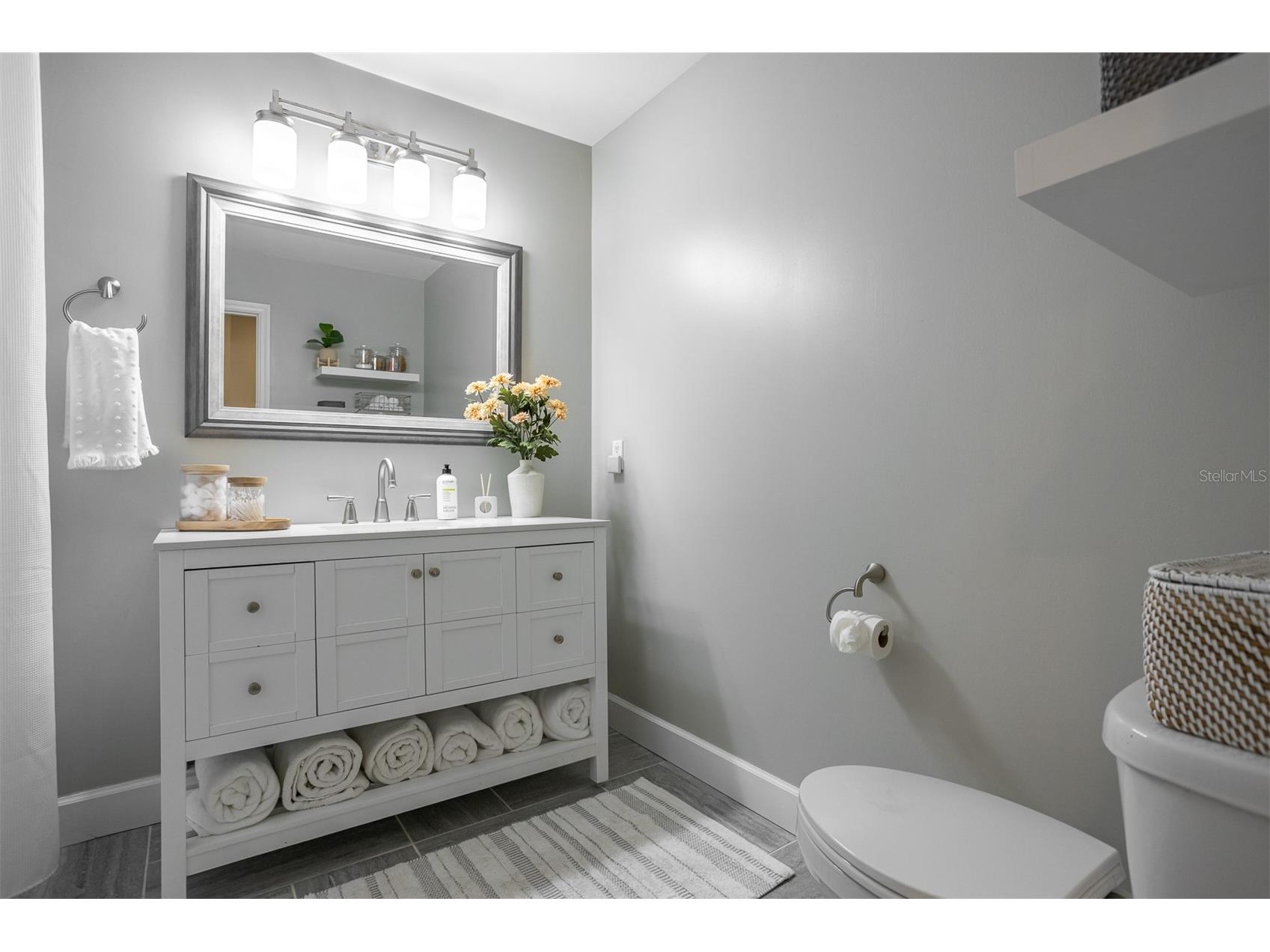 8401 Granite Place Tampa FL 33615 TB8500573 image27