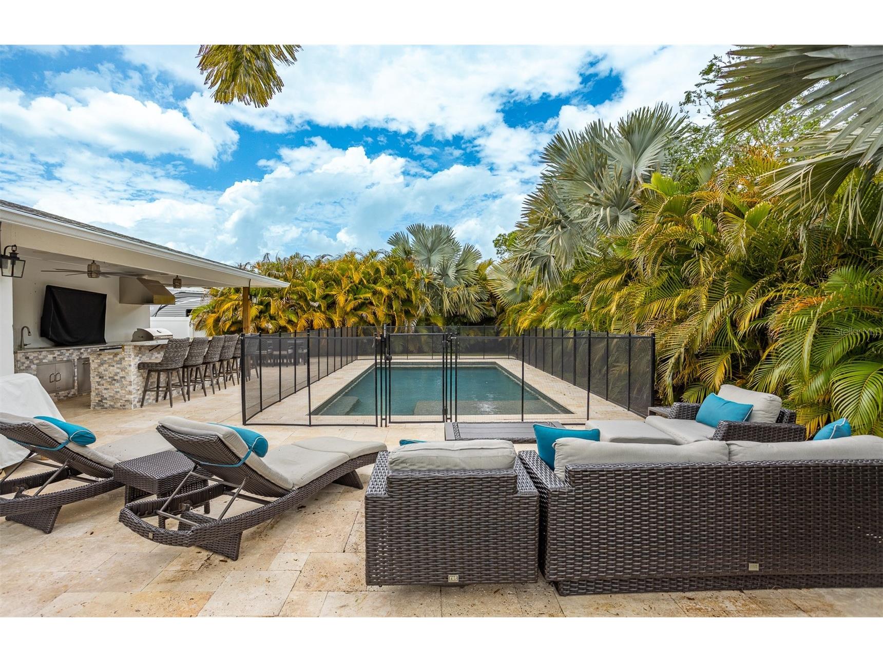 8401 Granite Place Tampa FL 33615 TB8500573 image29
