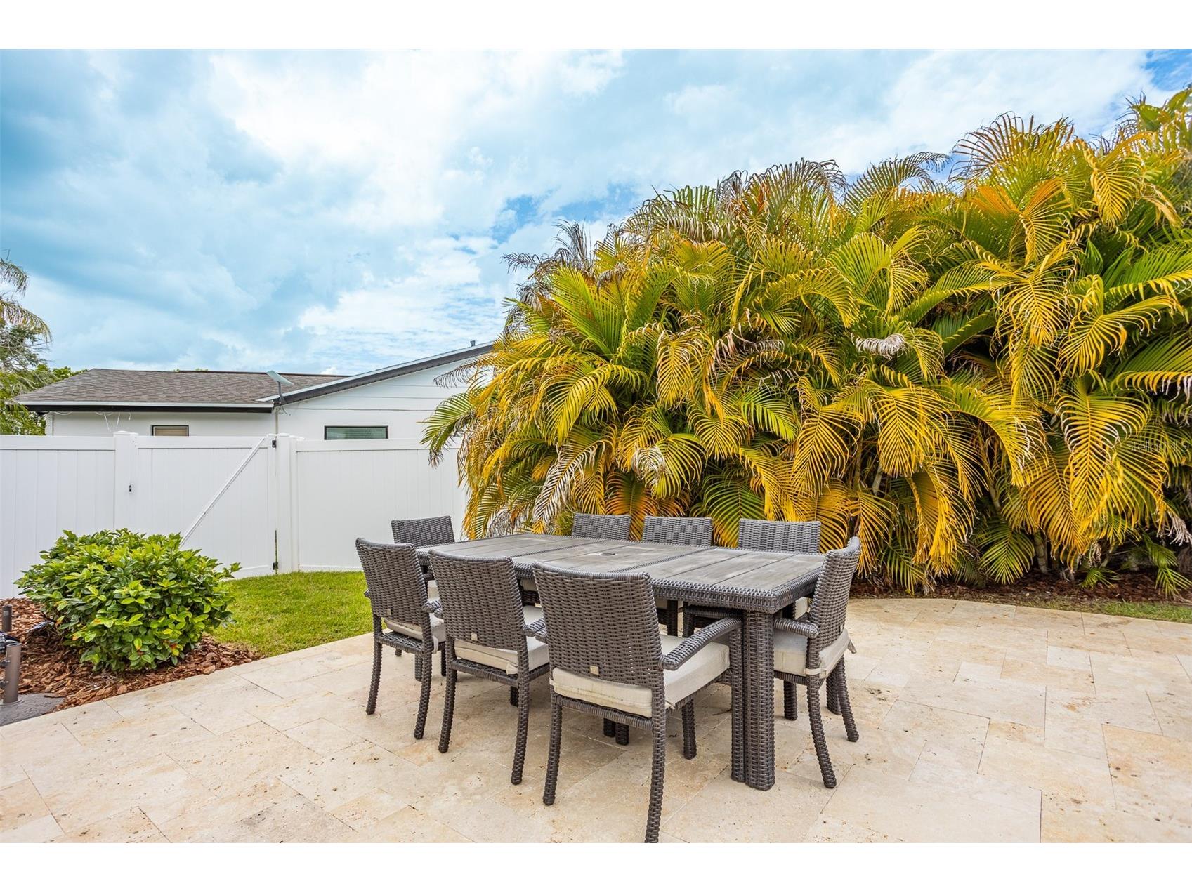 8401 Granite Place Tampa FL 33615 TB8500573 image35
