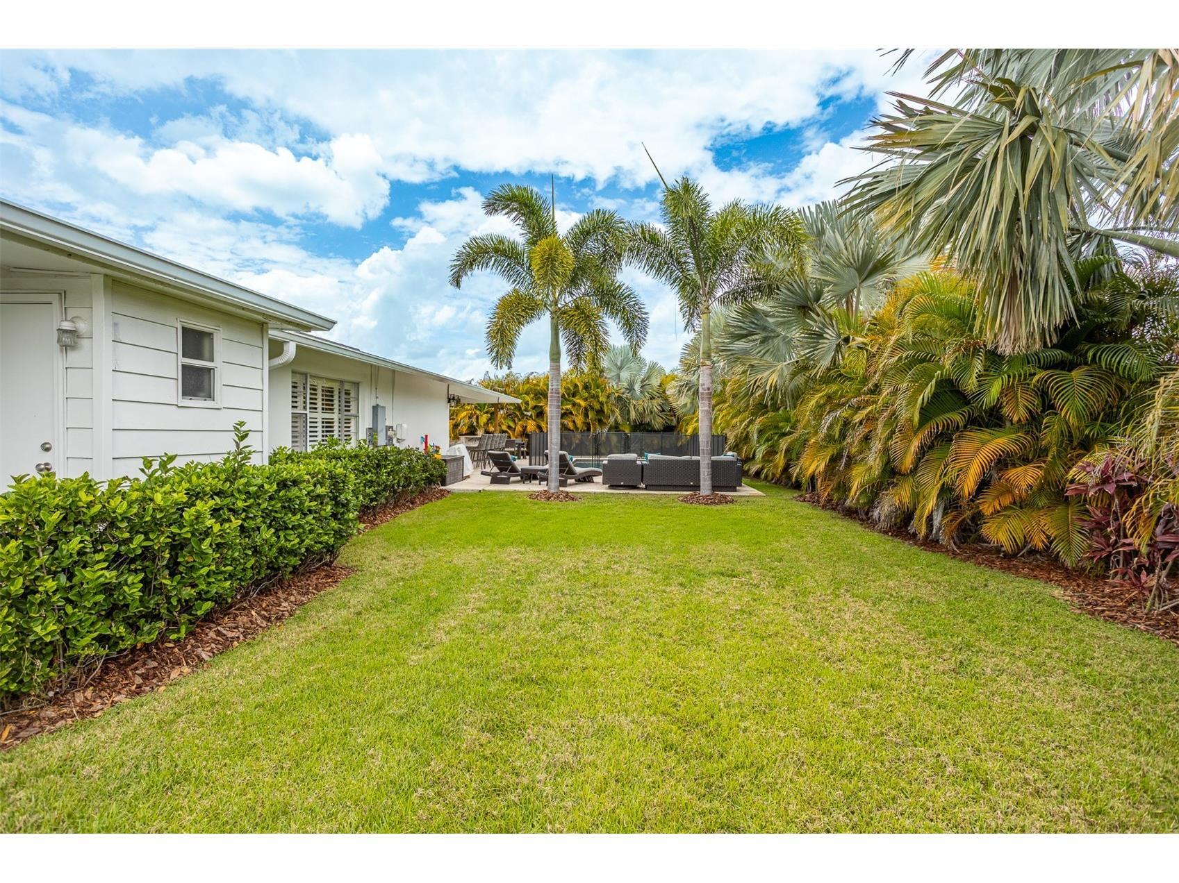8401 Granite Place Tampa FL 33615 TB8500573 image39