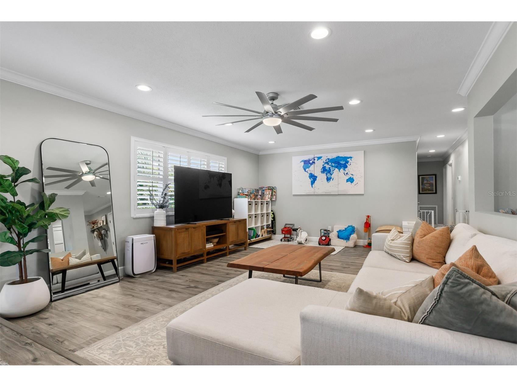 8401 Granite Place Tampa FL 33615 TB8500573 image9