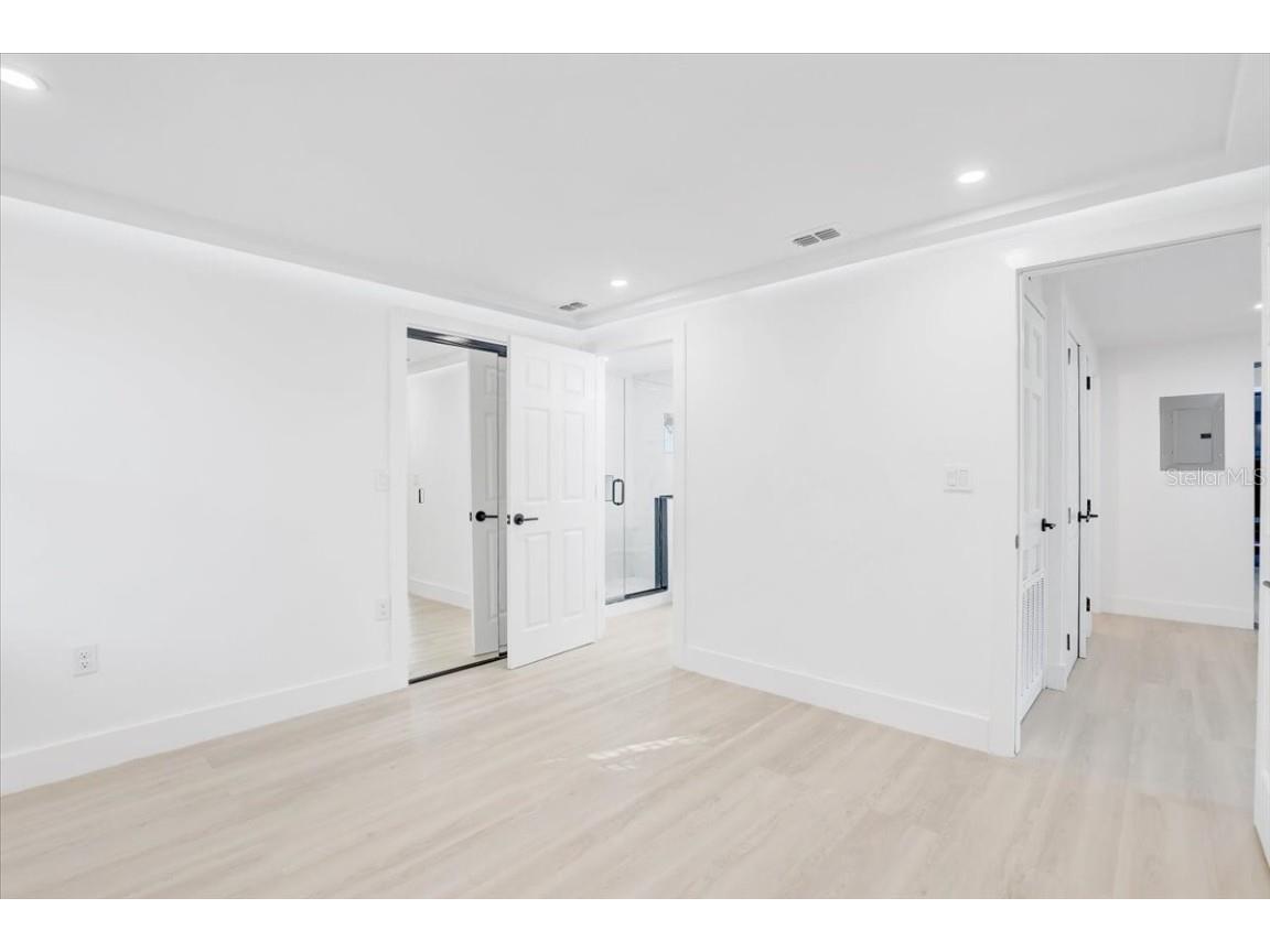 8401 Libby Lane Tampa FL 33619 TB8441004 image10