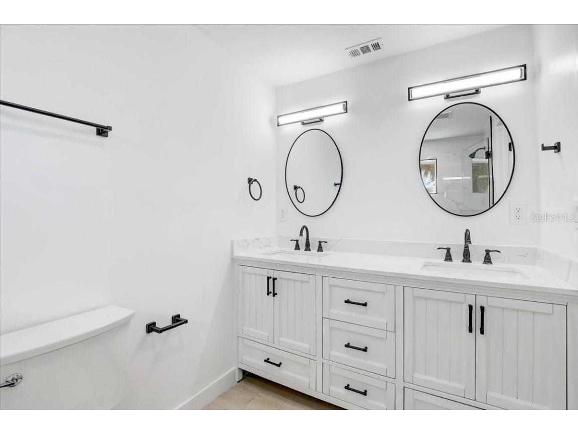 8401 Libby Lane Tampa FL 33619 TB8441004 image13