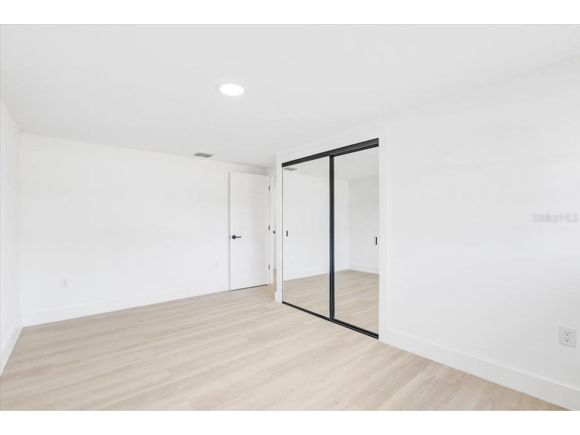 8401 Libby Lane Tampa FL 33619 TB8441004 image14