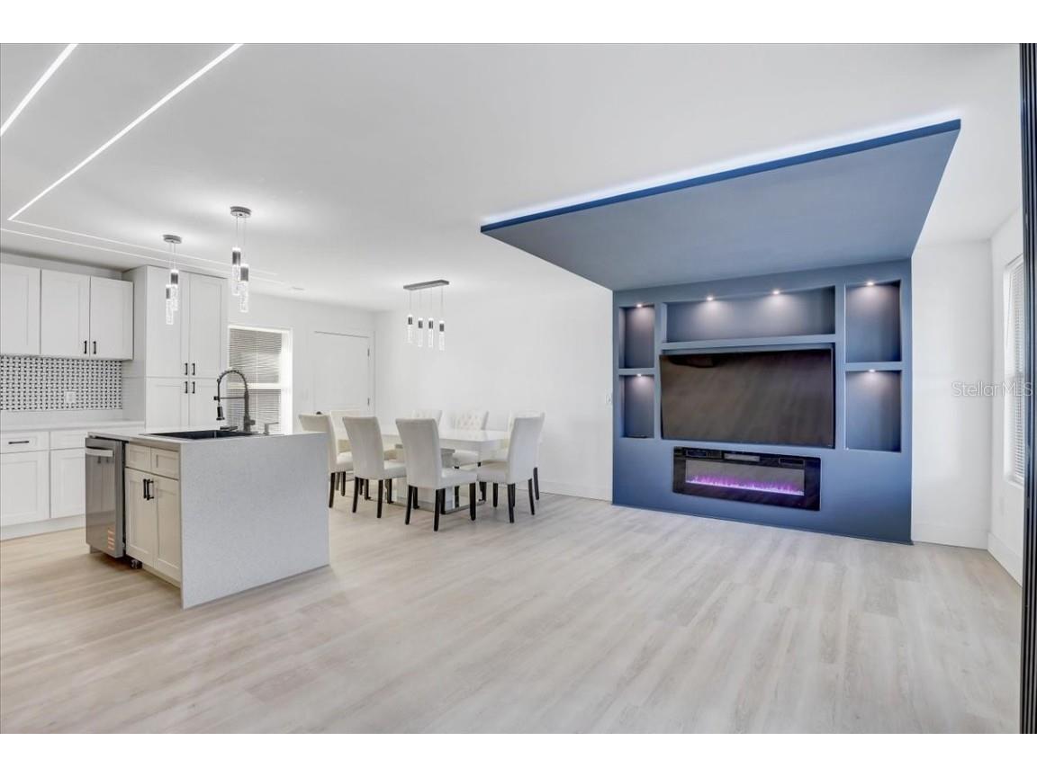 8401 Libby Lane Tampa FL 33619 TB8441004 image3