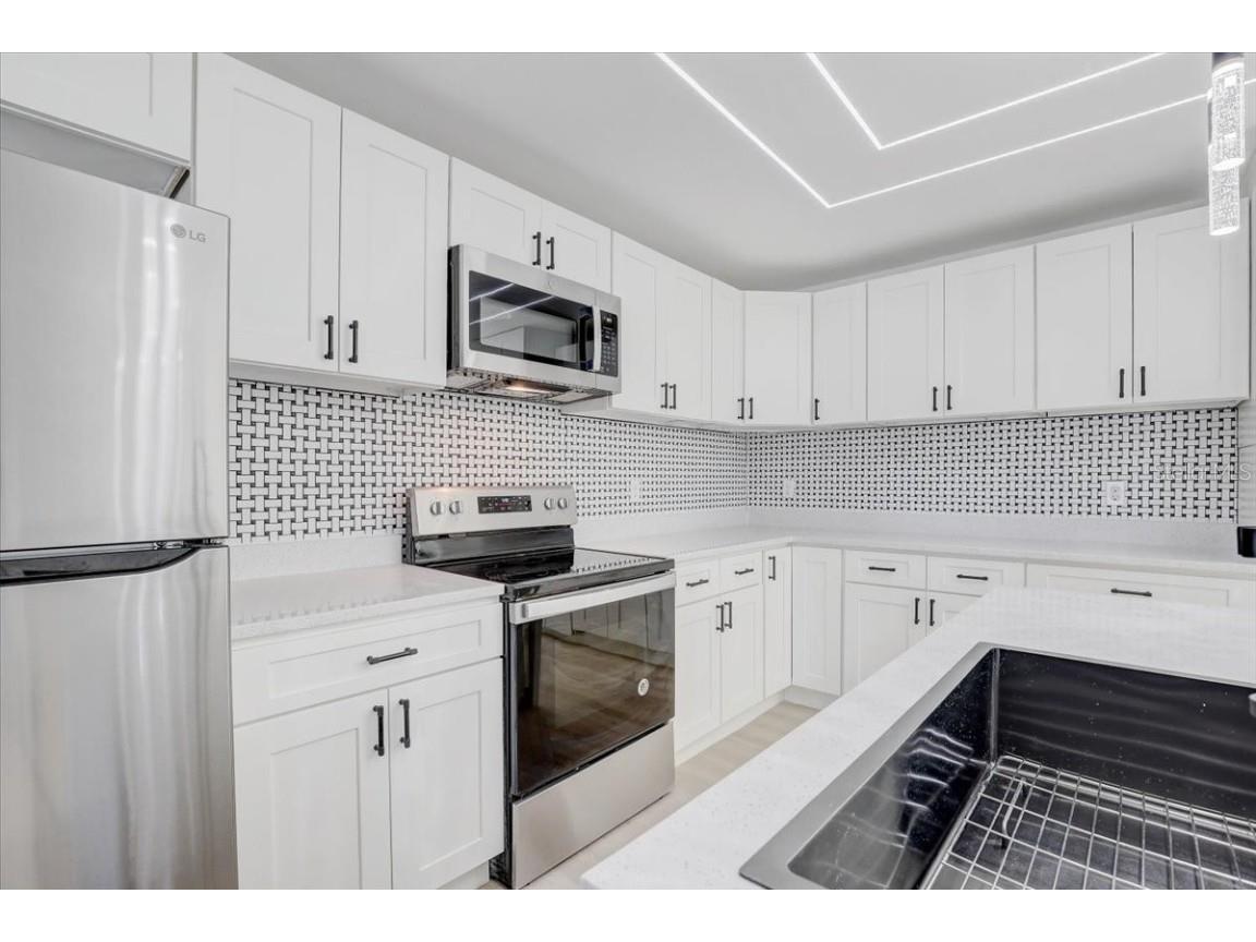 8401 Libby Lane Tampa FL 33619 TB8441004 image6