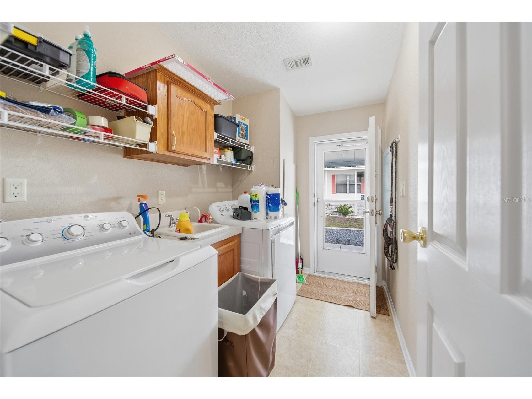 8401 Weatherford Avenue Brooksville FL 34613 W7885359 image12