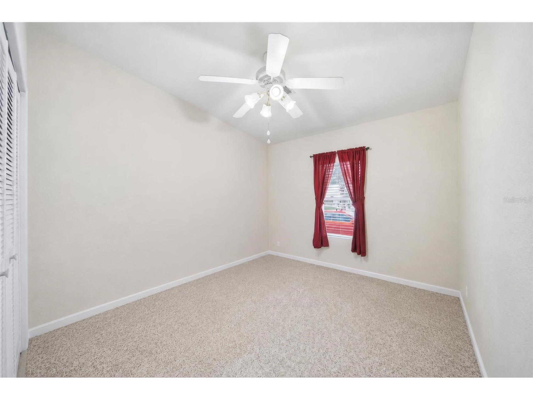 8401 Weatherford Avenue Brooksville FL 34613 W7885359 image19