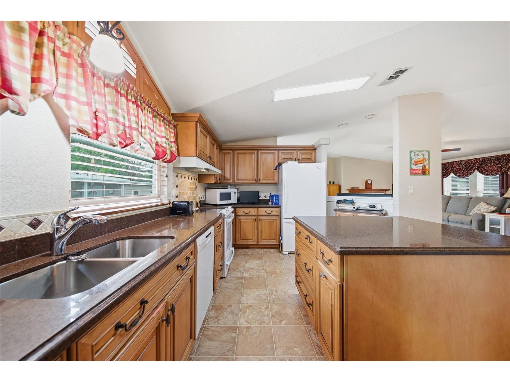 8401 Weatherford Avenue Brooksville FL 34613 W7885359 image5