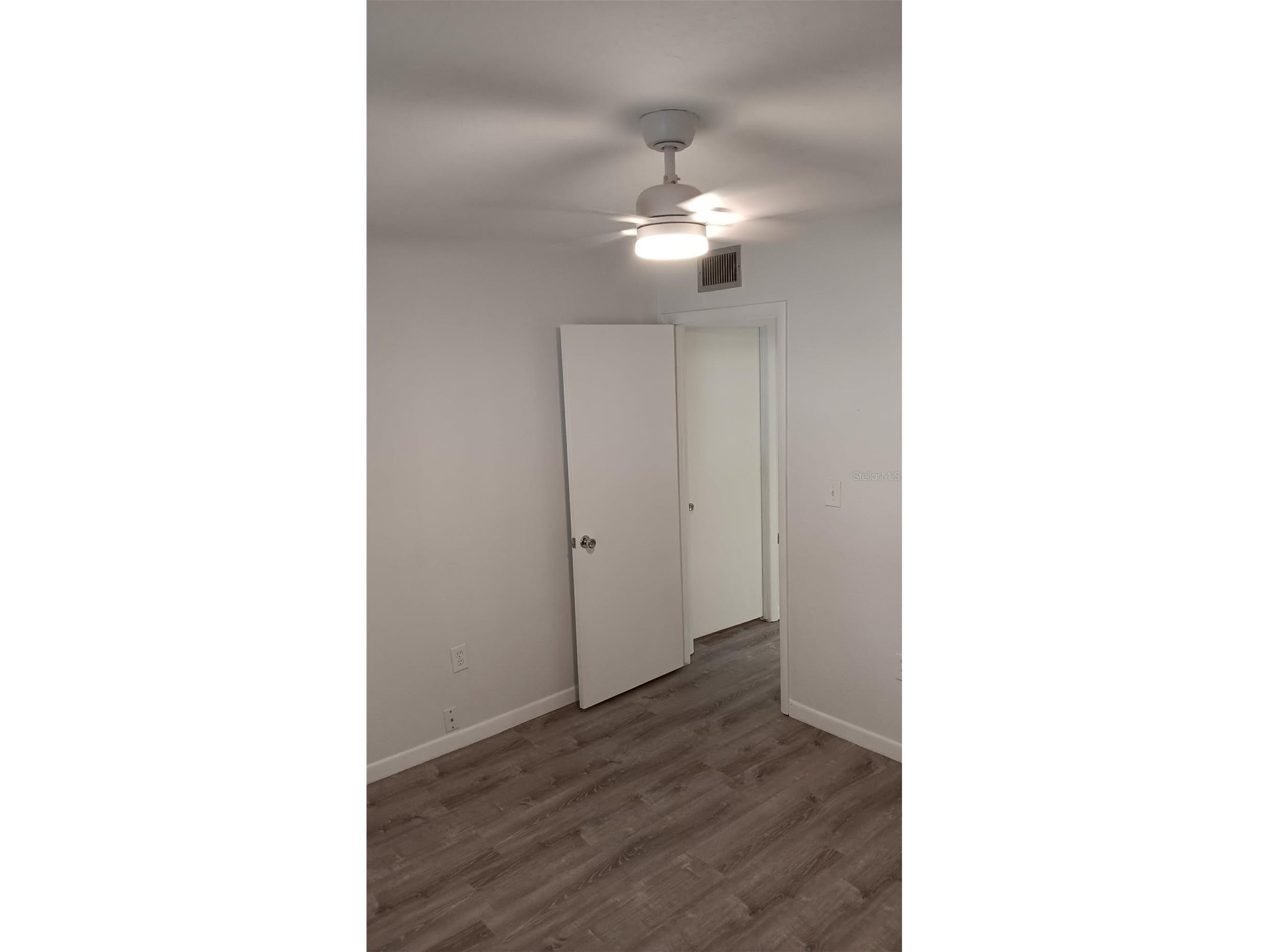 8402 111th Street #203 Seminole FL 33772 TB8527409 image12