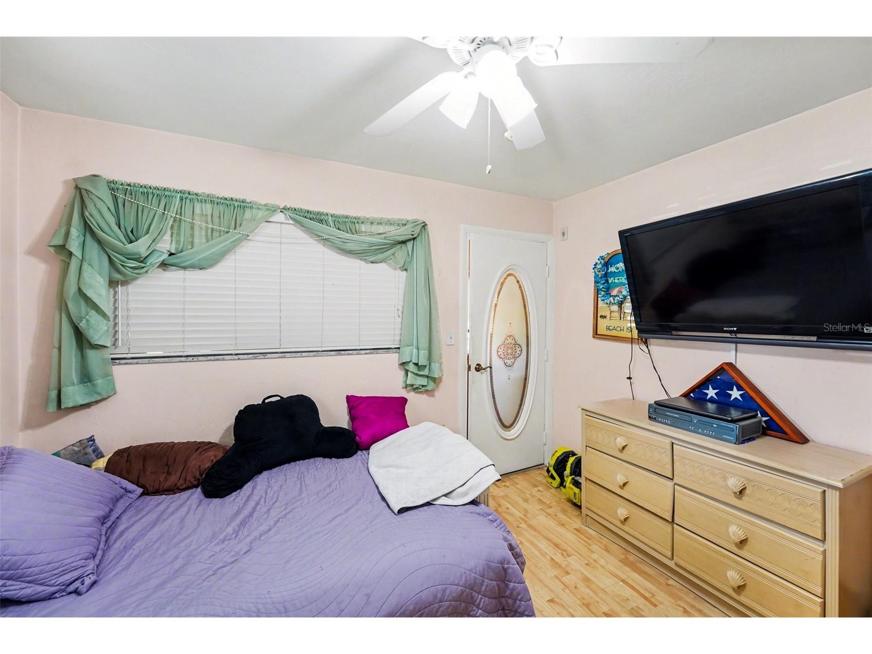 8402 111th Street N #101 Seminole FL 33772 TB8497702 image15