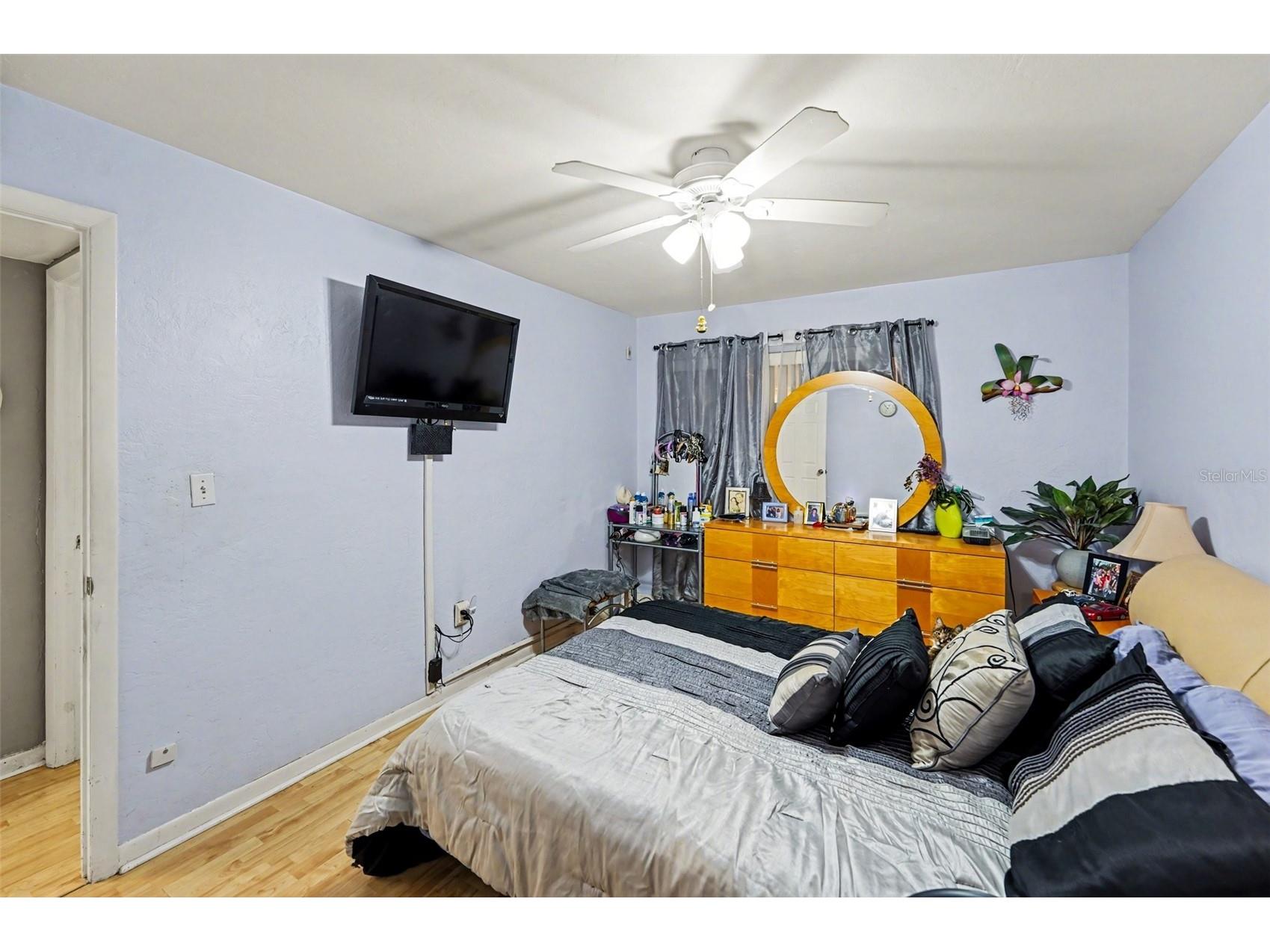 8402 111th Street N #101 Seminole FL 33772 TB8497702 image18