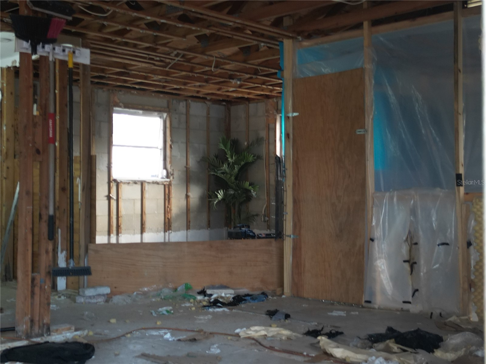8402 Damen Lane Port Richey FL 34668 - MILLER BAYOU W7883700 image13