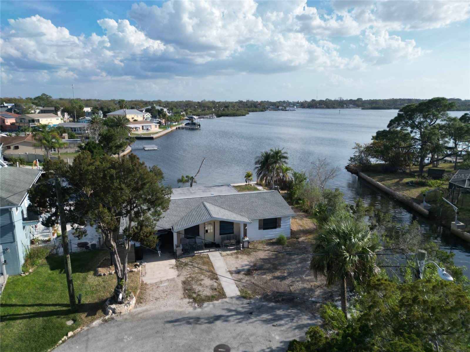 8402 Damen Lane Port Richey FL 34668 - MILLER BAYOU W7883700 image3