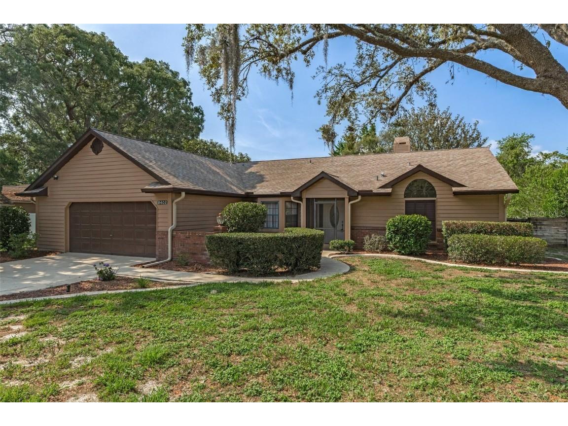 8402 Lake Hill Court Spring Hill FL 34608 W7875765 image1