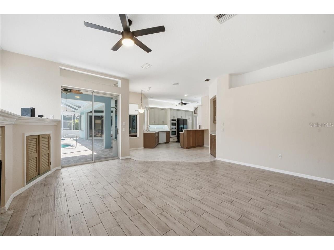 8402 Maybelle Drive Weeki Wachee FL 34613 W7887225 image34