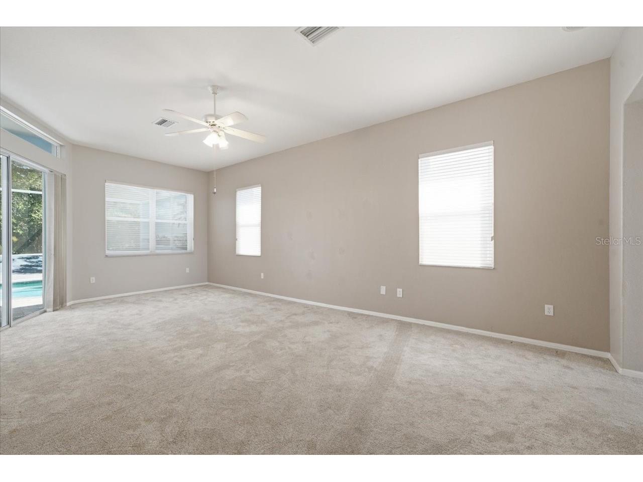 8402 Maybelle Drive Weeki Wachee FL 34613 W7887225 image40