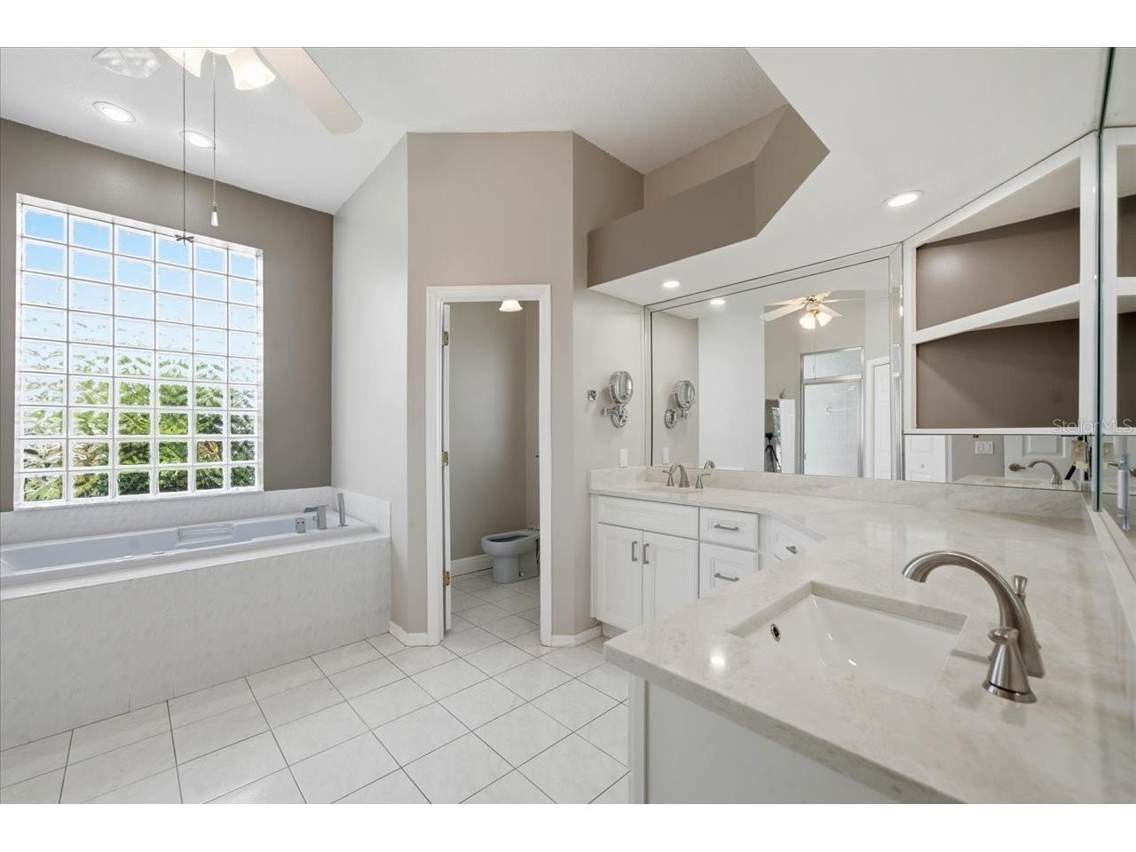 8402 Maybelle Drive Weeki Wachee FL 34613 W7887225 image44