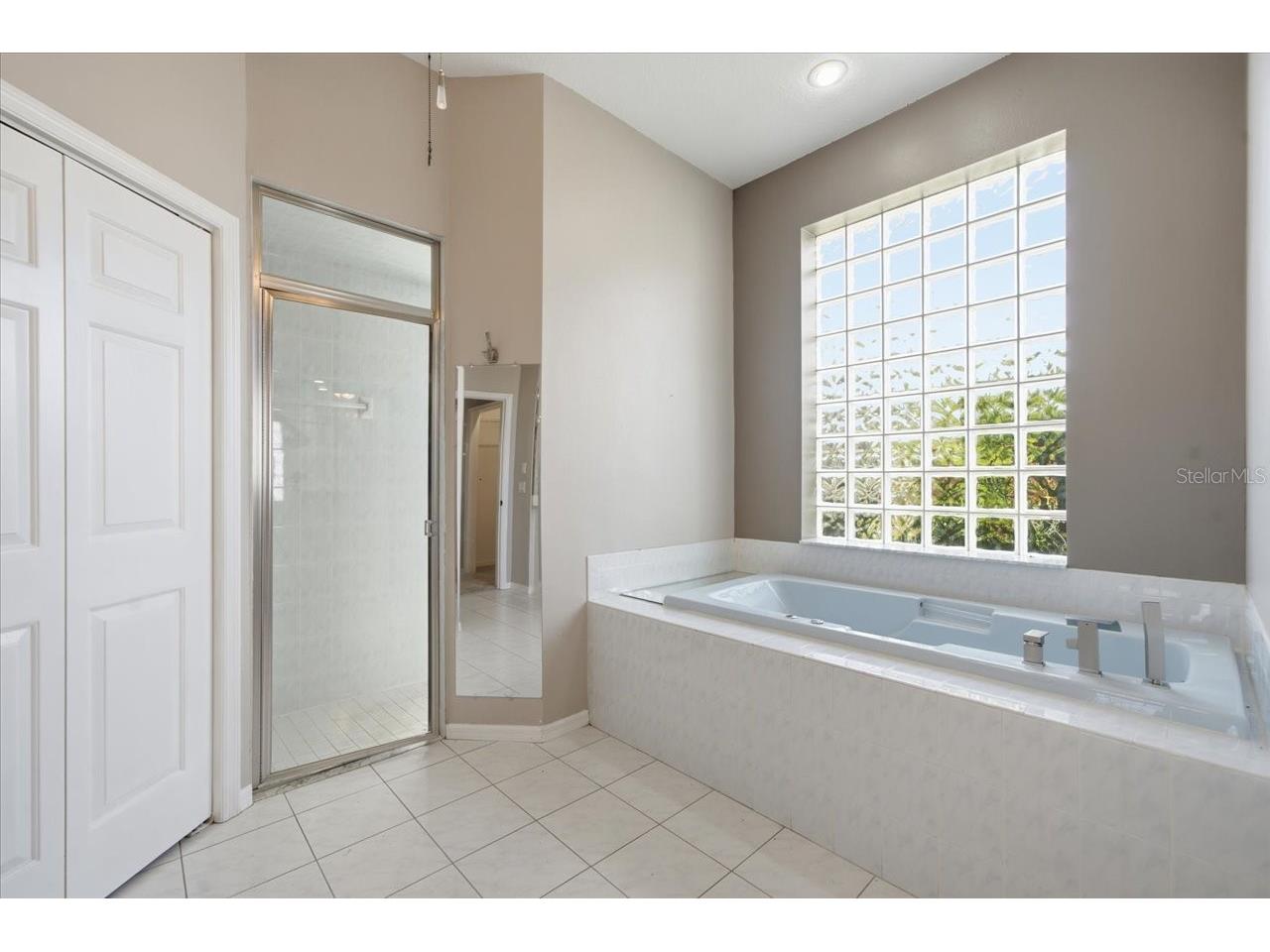 8402 Maybelle Drive Weeki Wachee FL 34613 W7887225 image46