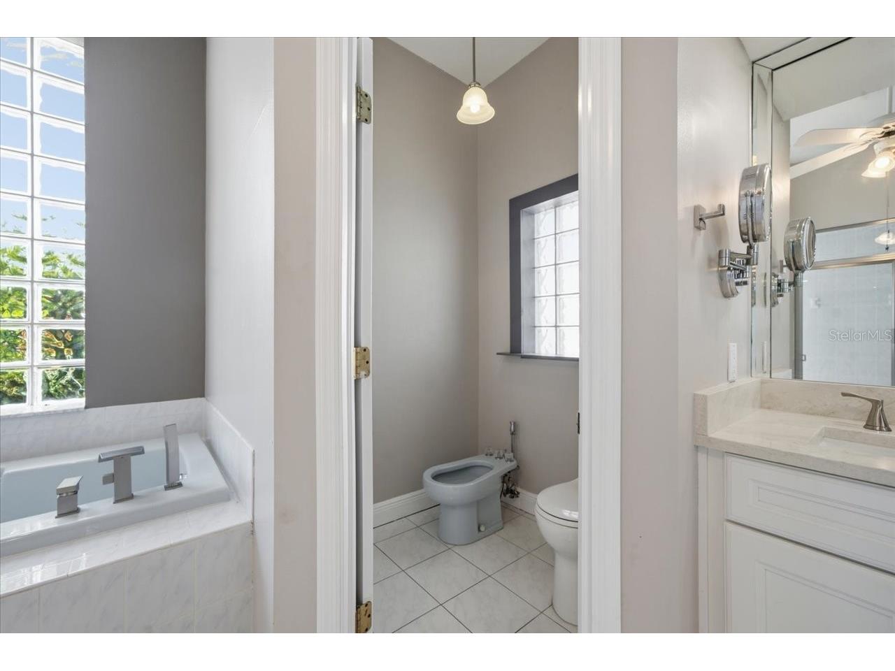 8402 Maybelle Drive Weeki Wachee FL 34613 W7887225 image48